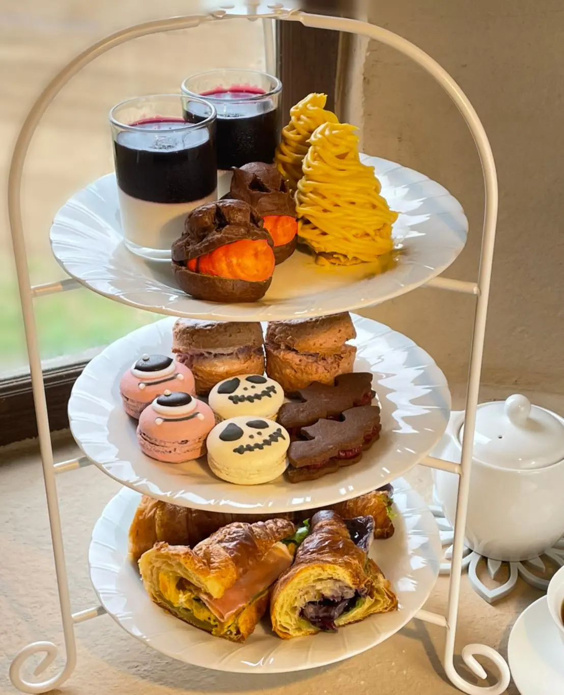 ハロウィン月間限定のスペシャルなアフタヌーンティー | フラリエ