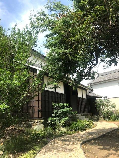 蔵のカフェの内部