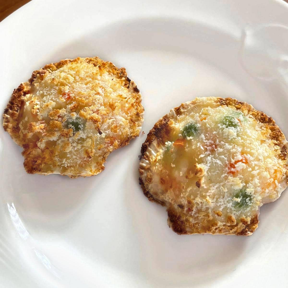 海の幸の殻つき海鮮グラタンです。