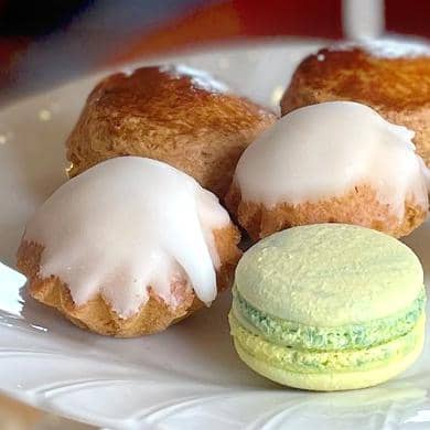 噛むほどにレモンのさわやかな香りが広がる焼き菓子。