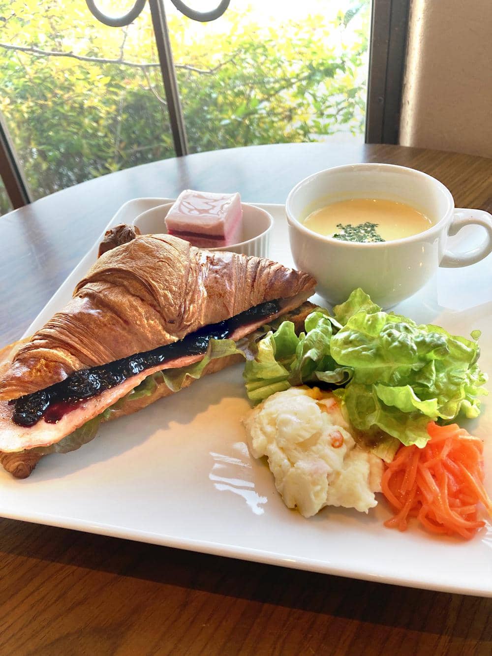 ブルーベリーベーコン