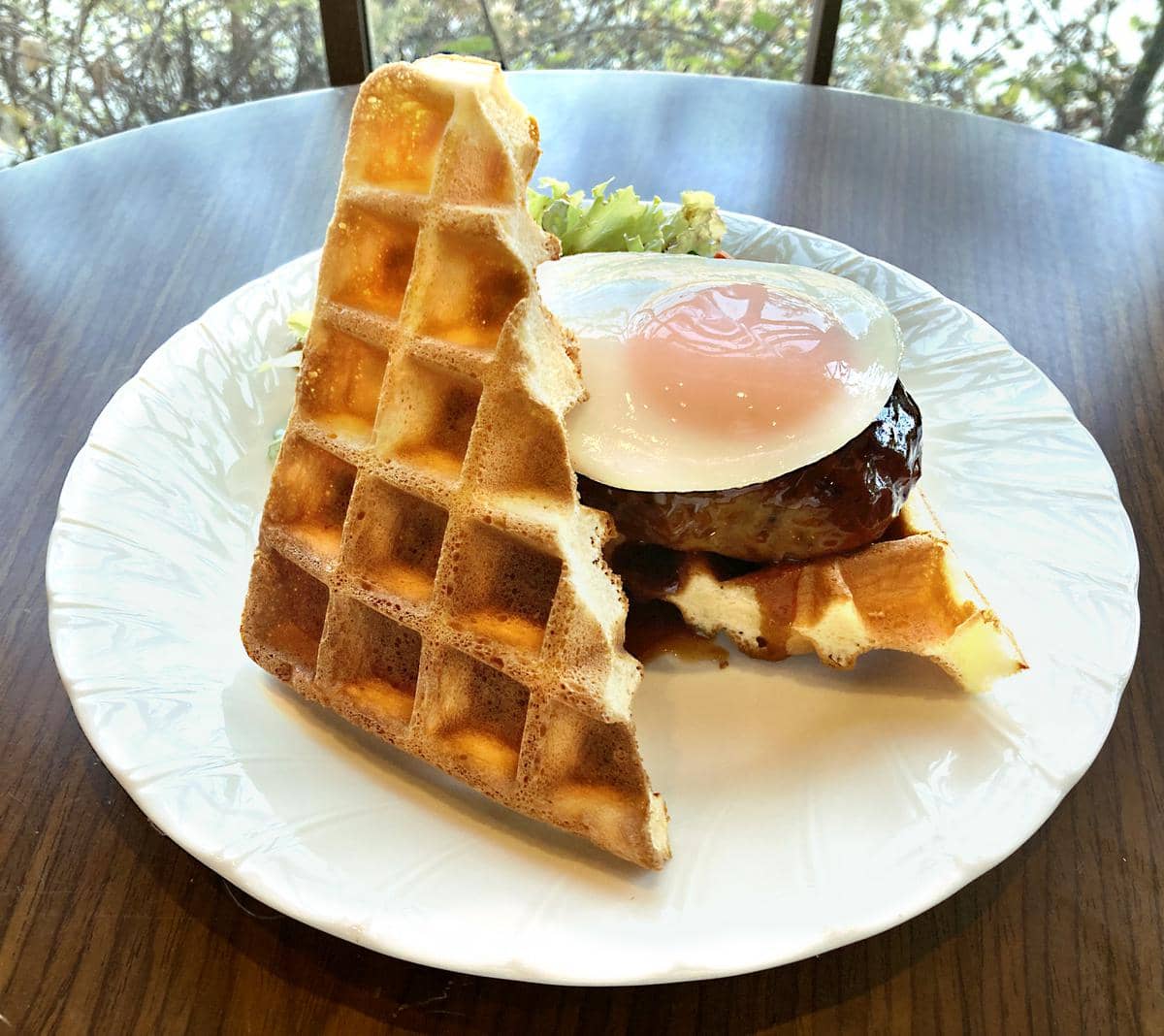 ハンバーグ＆フライドエッグ
