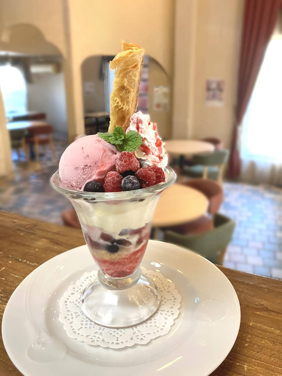 パフェ トロワベリー