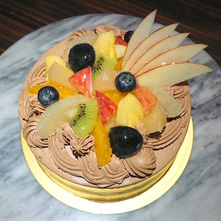 お菓子の森の誕生日ケーキ