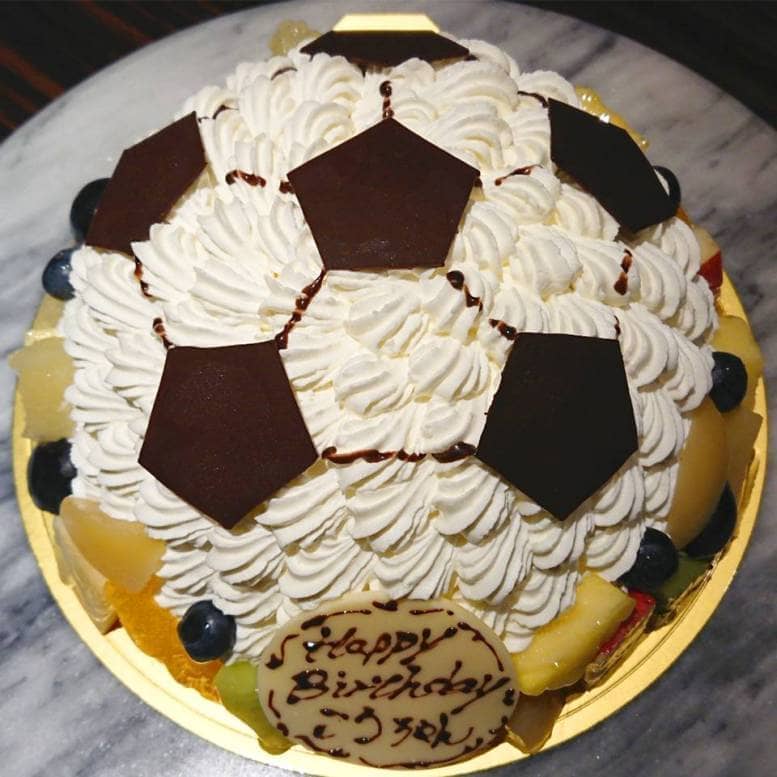 お菓子の森の誕生日ケーキ